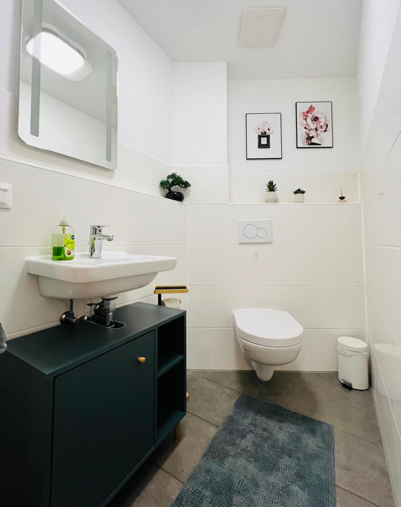 Stylish Apartment Naehe Hbf-Tiefgarage-Lift Hannover Buitenkant foto